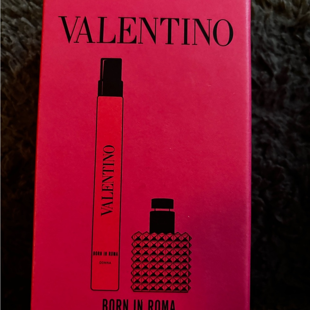 Valentino Born in Roma - Vibrant Red Packaging
